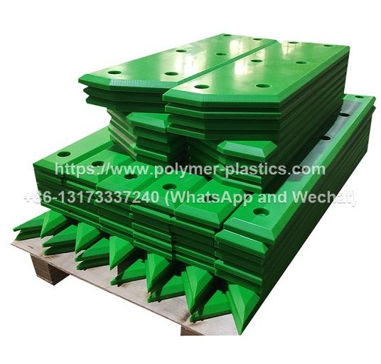port and pier fender with uhmwpe